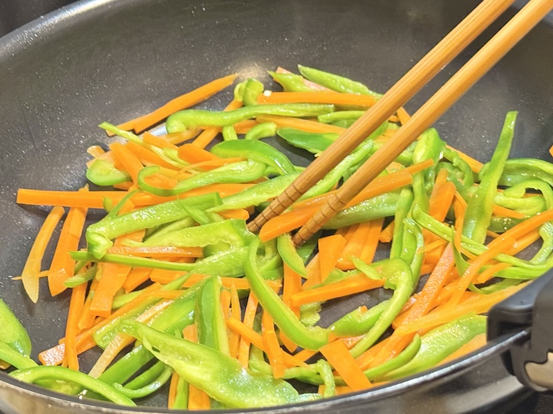 糸こんにゃくの五目炒め　作り方