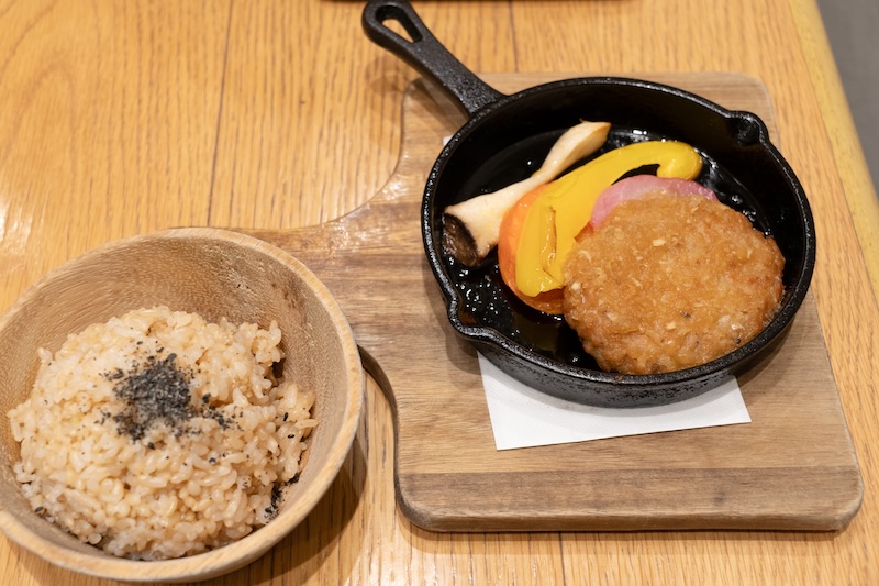 Soyハンバーグ　和風オニオンソース